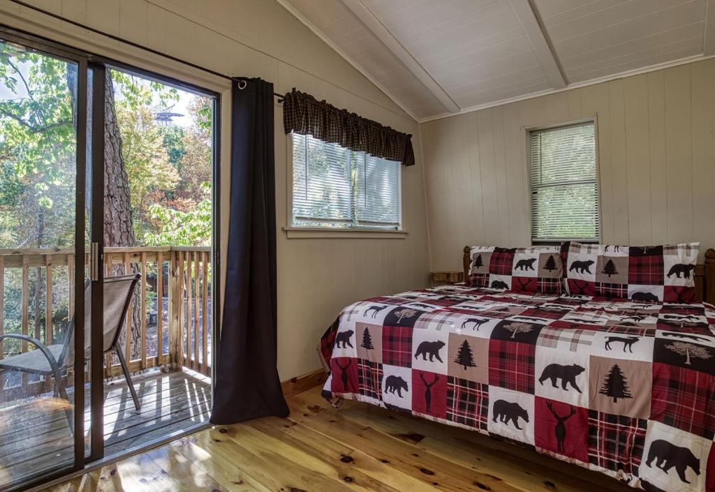 Four Bears Den, Hot Tub, 1089 Of Free Attraction Tickets For Each Paid Day, Dollywood And More Гатлінбург Екстер'єр фото