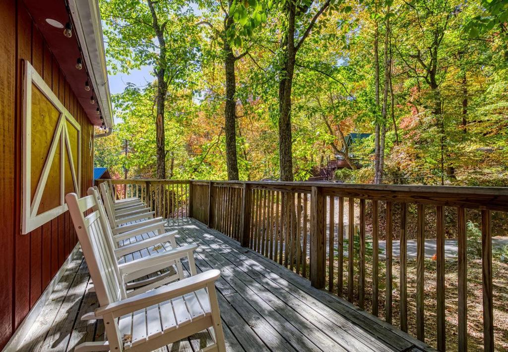 Four Bears Den, Hot Tub, 1089 Of Free Attraction Tickets For Each Paid Day, Dollywood And More Гатлінбург Екстер'єр фото